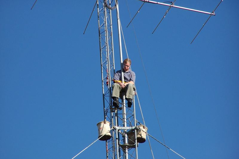 Chris KC9DGP just can't get enough of that pole sitting.  Especially when the winds gust to 30 mph.