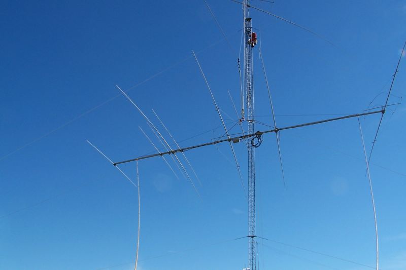 C4XL beam on the way up the tower.
