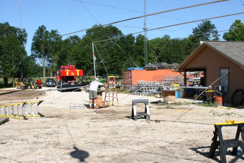 Don K4ZA working on 15M OWA that will be installed on the mast you see above the 20M stack at 205 feet.
