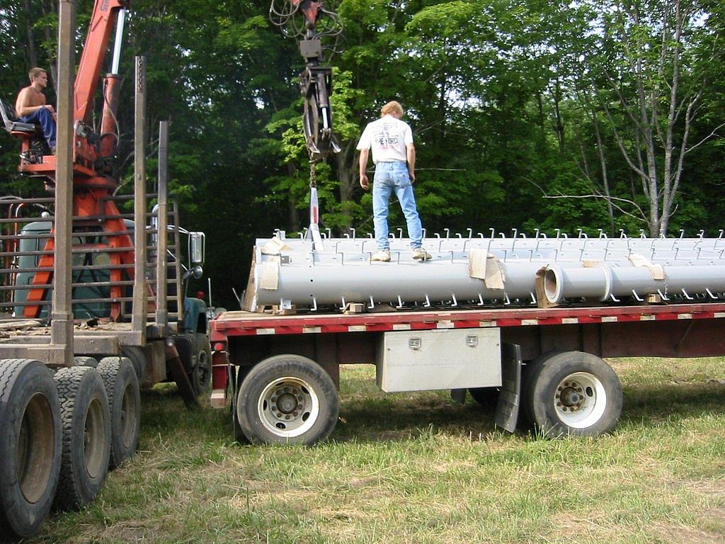 unloading.jpg