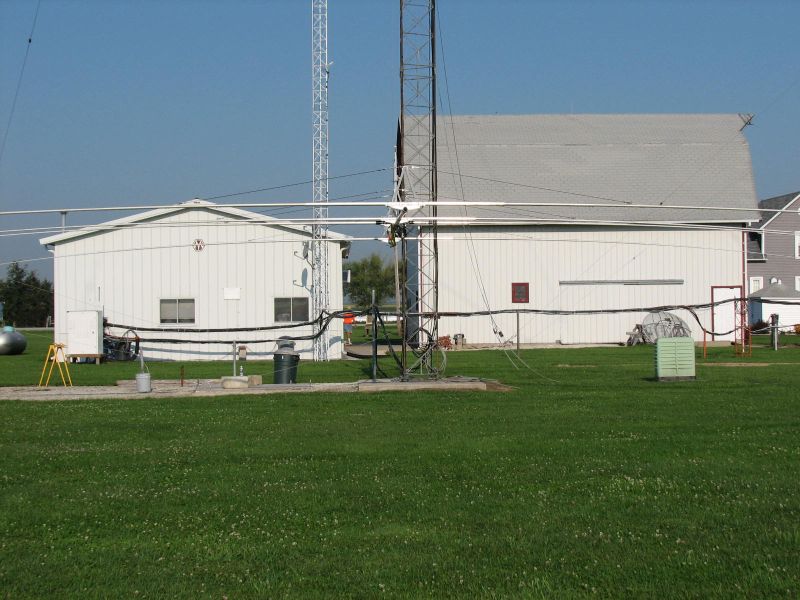 The new 40 meter yagi elements are as wide as the barn AND the 
ham shack/shop. 