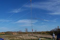 Force 12 EF-180C 80m Rotatable Dipole is on the Tram line and on the way up!