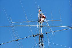 C4XL is mounted to mast, now Cushcraft 2 meter beam is being installed.