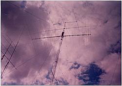 Michael KB9TWI waiting for antenna.