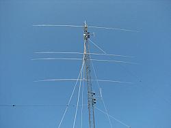 Yagi getting close to the top of the
tower.