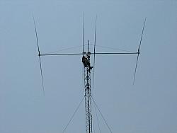 New 40 meter yagi is a OWA design with excellent bandwidth.
Tower is a 140' PiRod 30" face guyed tower with 1.25" sol