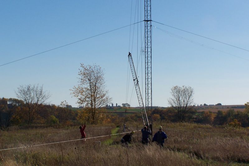 Photo WØAIH's Gin Pole made out of Rohn 25 is on the way up.